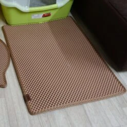 Moonshuttle Blackhole Litter Mat 11 Moonshuttle Blackhole Litter Mat -Trixie || Catit || Nature's Miracle Shop 109510 PT3. AC SS1800 V1484838542