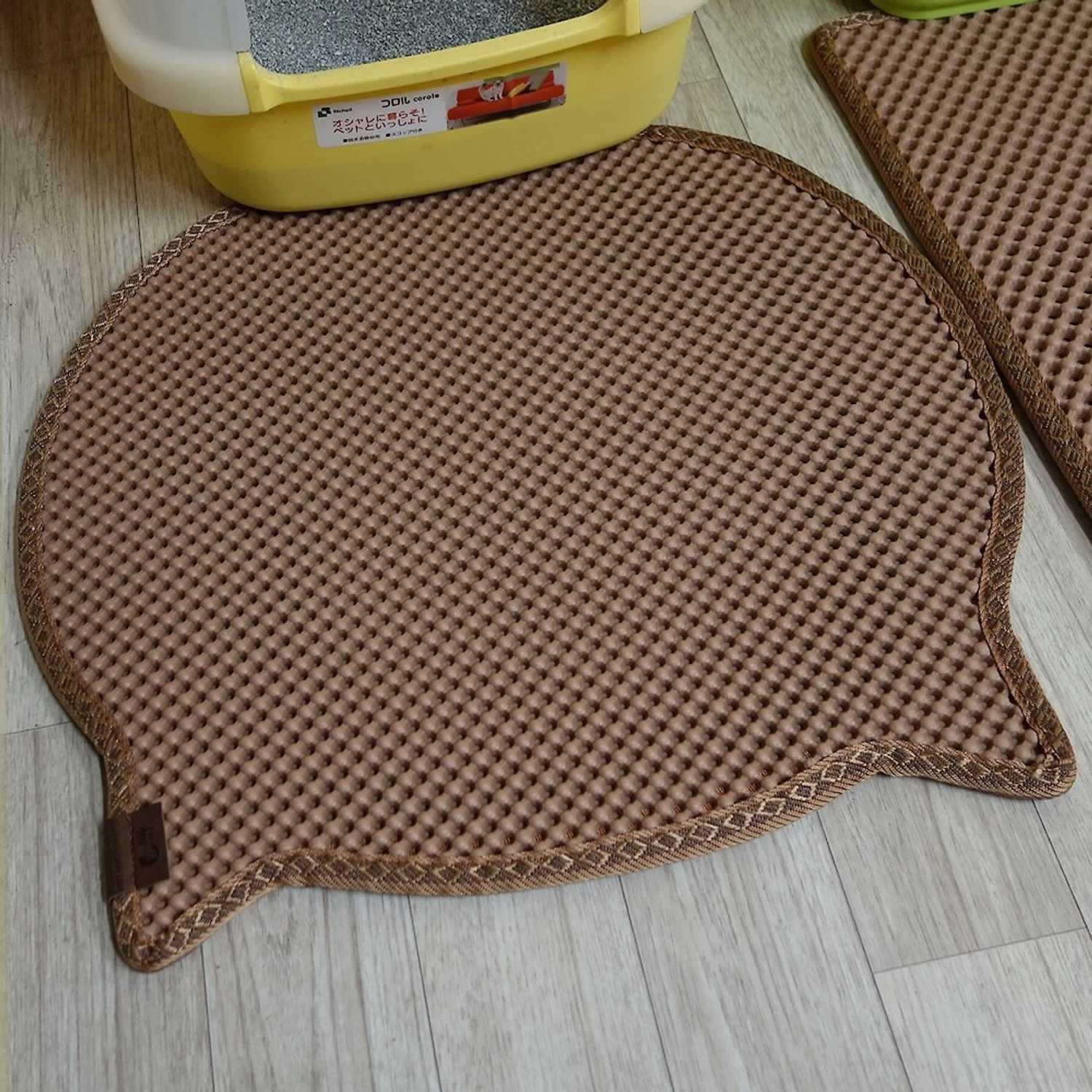Moonshuttle Headshaped Blackhole Litter Mat 8 Moonshuttle Headshaped Blackhole Litter Mat - Image 6