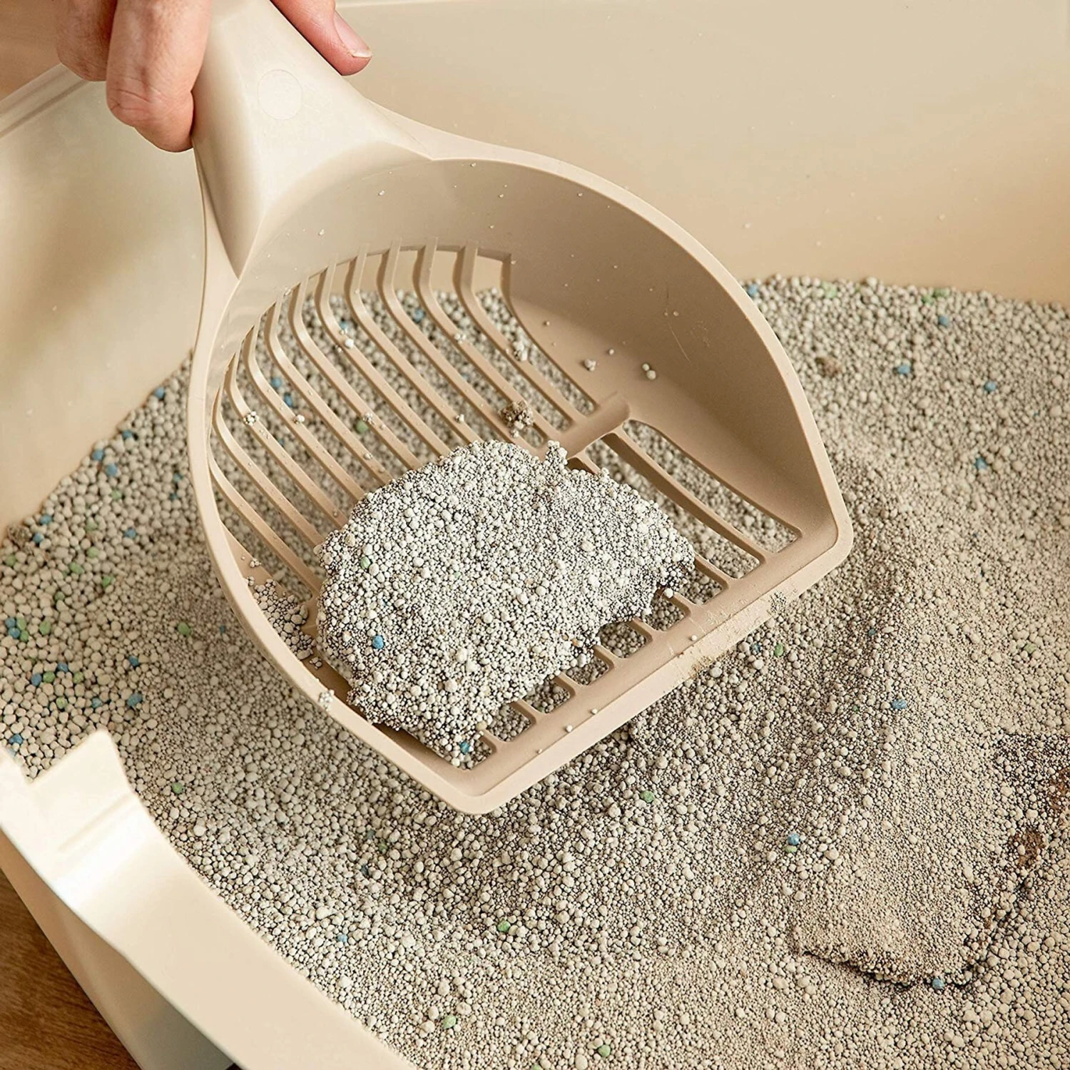 IRIS USA Jumbo Cat Litter Scoop With Comfort Handle Sturdy Smooth Plastic Finish 5 IRIS USA Jumbo Cat Litter Scoop With Comfort Handle Sturdy Smooth Plastic Finish - Image 3