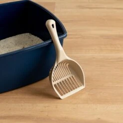 IRIS USA Jumbo Cat Litter Scoop With Comfort Handle Sturdy Smooth Plastic Finish 11 IRIS USA Jumbo Cat Litter Scoop With Comfort Handle Sturdy Smooth Plastic Finish -Trixie || Catit || Nature's Miracle Shop 182190 PT3. AC SS1800 V1614357413