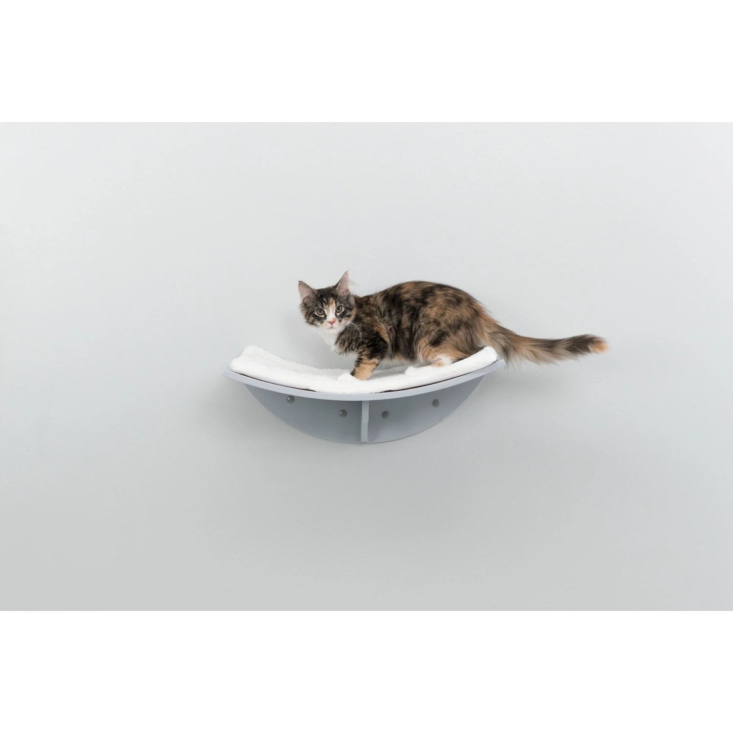 TRIXIE Lea Wall Mounted Cat Bed, X-Large 4 TRIXIE Lea Wall Mounted Cat Bed, X-Large - Image 2
