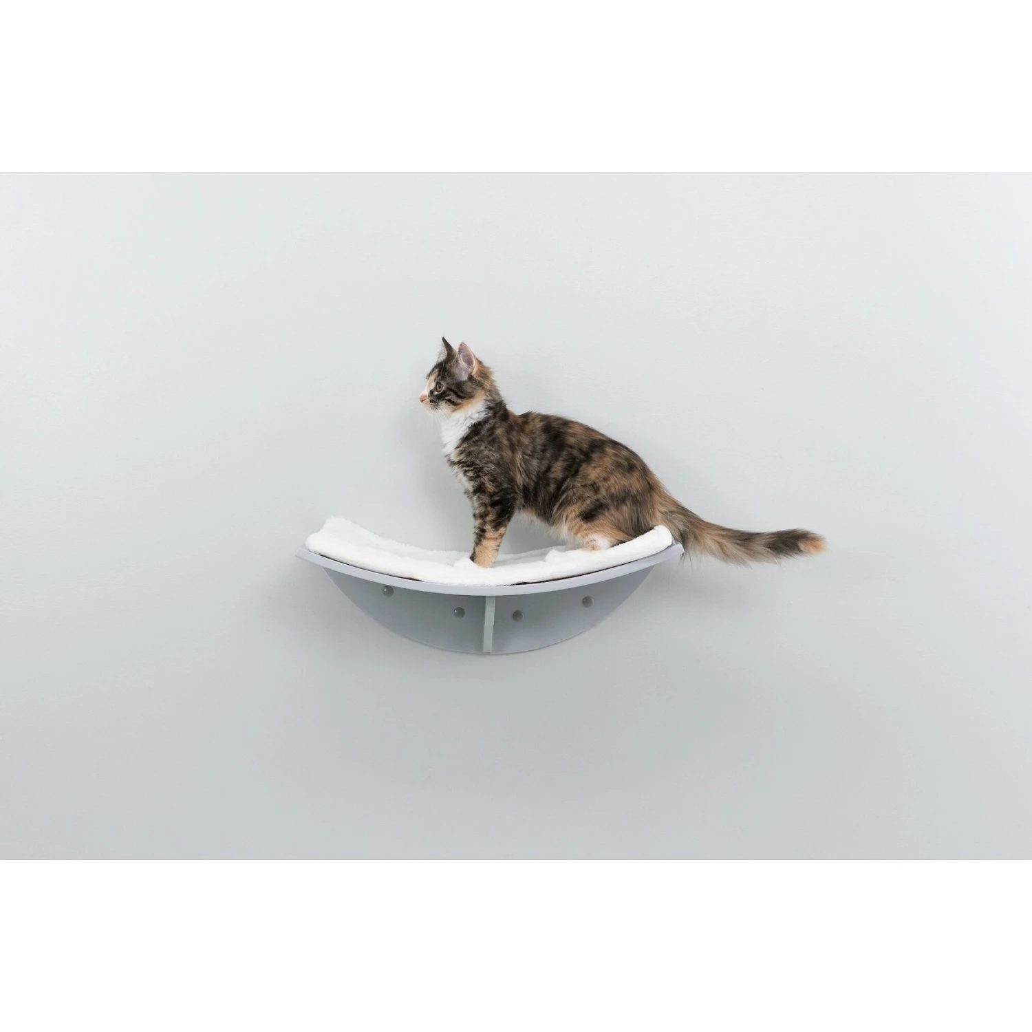 TRIXIE Lea Wall Mounted Cat Bed, X-Large 5 TRIXIE Lea Wall Mounted Cat Bed, X-Large - Image 3