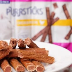 Vitakraft PurrSticks Meaty Chicken Recipe Segmented & Breakable Deliciously Tender Cat Treats, 1.26-oz, Pack Of 6 -Trixie || Catit || Nature's Miracle Shop 347892 PT5. AC SS1800 V1666652357