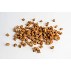 Canada Fresh Beef Soft & Chewy Cat Treats, 3-oz Bag -Trixie || Catit || Nature's Miracle Shop 692838 PT2. AC SS1800 V1667356488